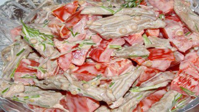 Овощной салат с говядиной