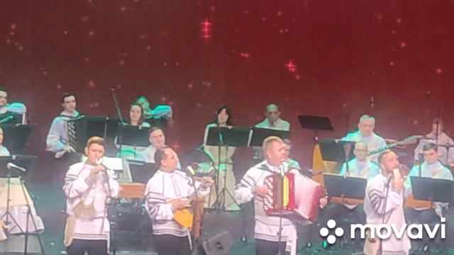 Жалейки и рожки в инструментальной пьесе и песня "Дунюшка"
