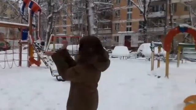 MC MIKASA - КРАСНЫЙ ШАРФ
