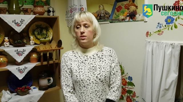 Жанна Красникова: почему в клубе "Родное слово" учат по советским учебникам
