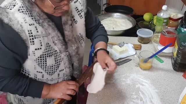 я даже не верю тебе он обещал воскресенье привёл человека побелить