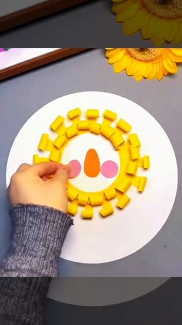 Лев из цветной бумаги 🦁