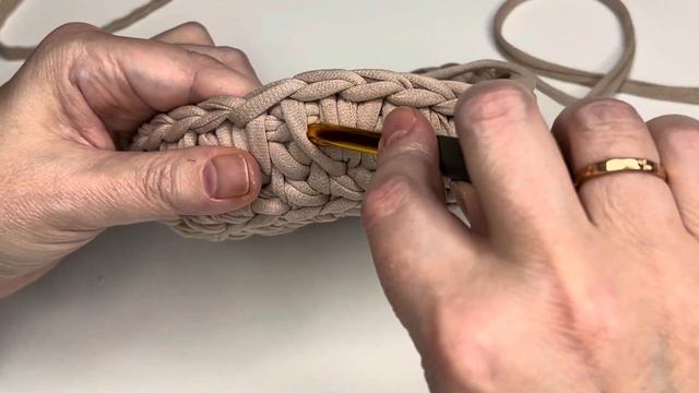 Как связать вазу крючком из трикотажной пряжи. Очень п