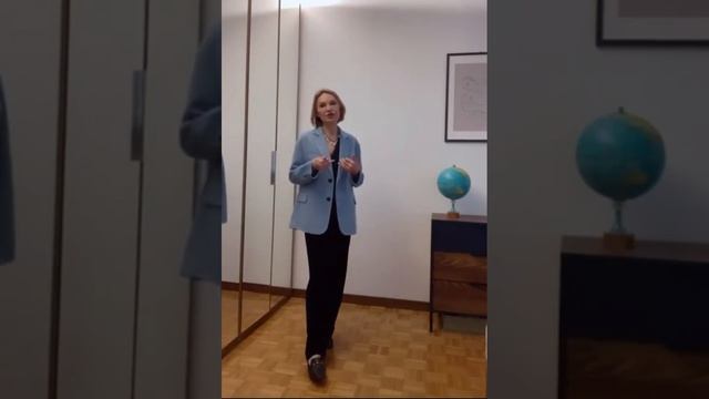 Пальто -жакет, которое будет популярно весной 2025 года
