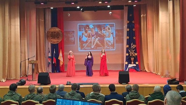 Светлана Волынкина, Оксана Калимбет, Ангелина Попова - Давайте за любовь