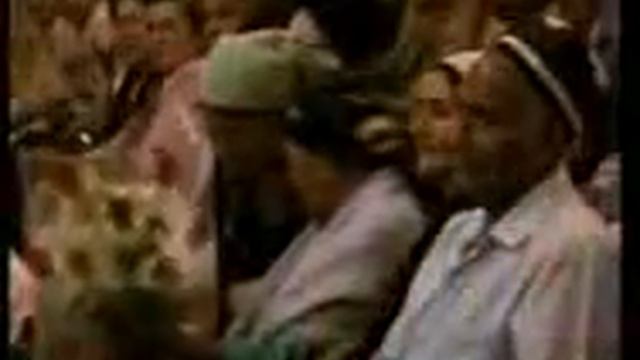 ба кунчи сандали биншаста шабхо МОДАРИ пирам