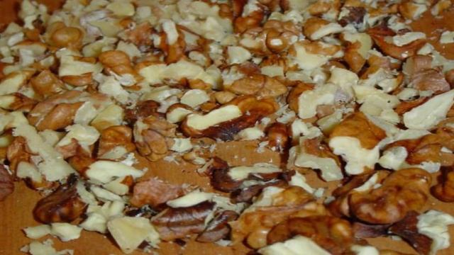 Сливочно-творожный десерт с ягодами,орехами,белым шоколадом