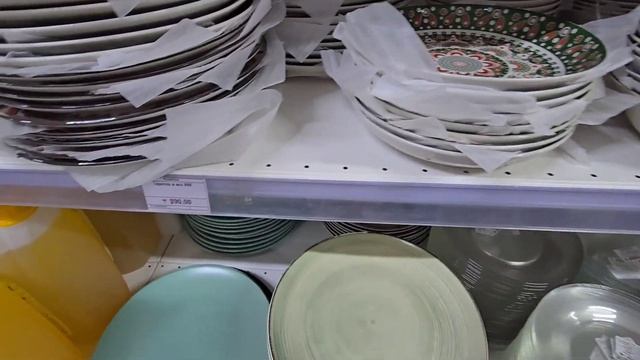 Караганда: Канцтовары,рюкзаки и прочие товары в майкудукском Бестпрайсе.