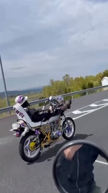 Не хватает пива и чипсов😁🏍️