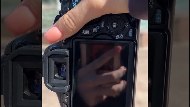 Уличный фотограф в Донецке создает яркие мгновения, запечатлевая жизнь и радость дончан. 🥰
Эти сол