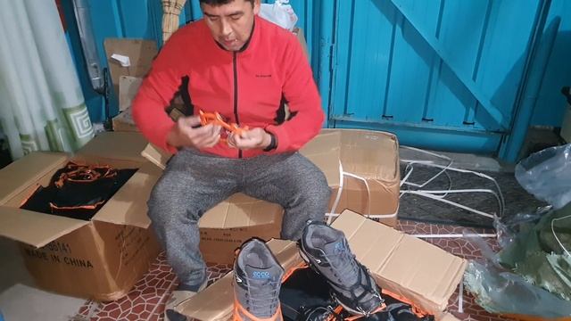 Товар из Китая, ледоступы на коробки на 200 кг, распаков?