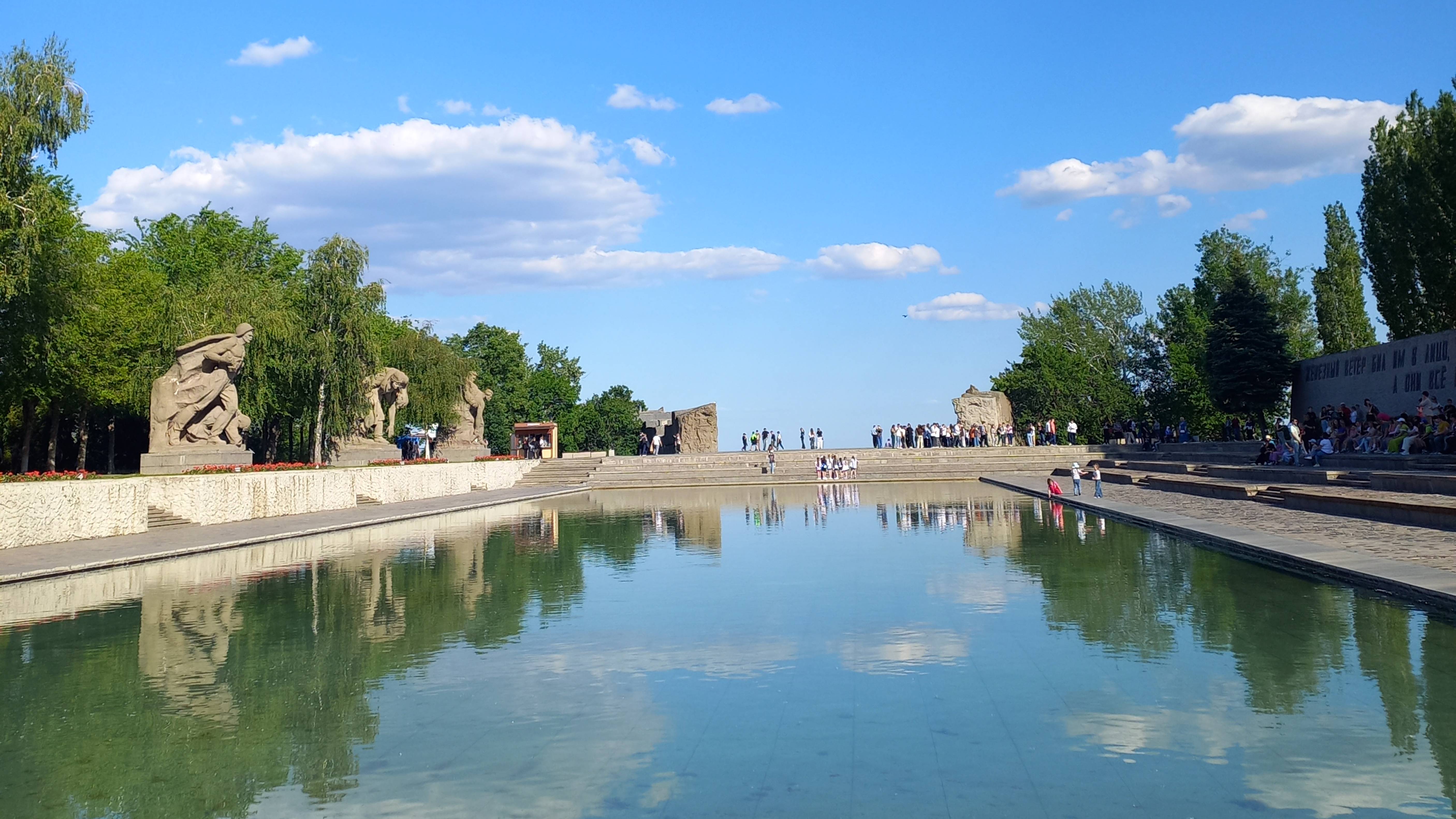 Путешествие в Волгоград из Новочеркасска, май 2025. Экскурсия по городу, Мамаев курган