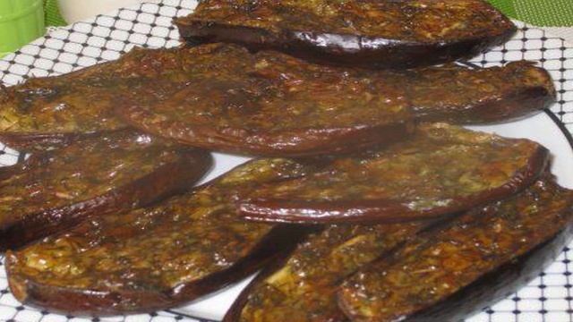 Баклажаны запеченные