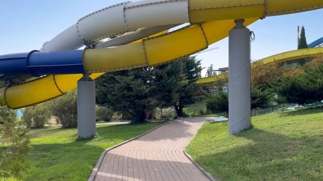 САМЫЙ БОЛЬШОЙ АКВАПАРК В РОССИИ ЗОЛОТАЯ БУХТА ГЕЛЕНДЖ
