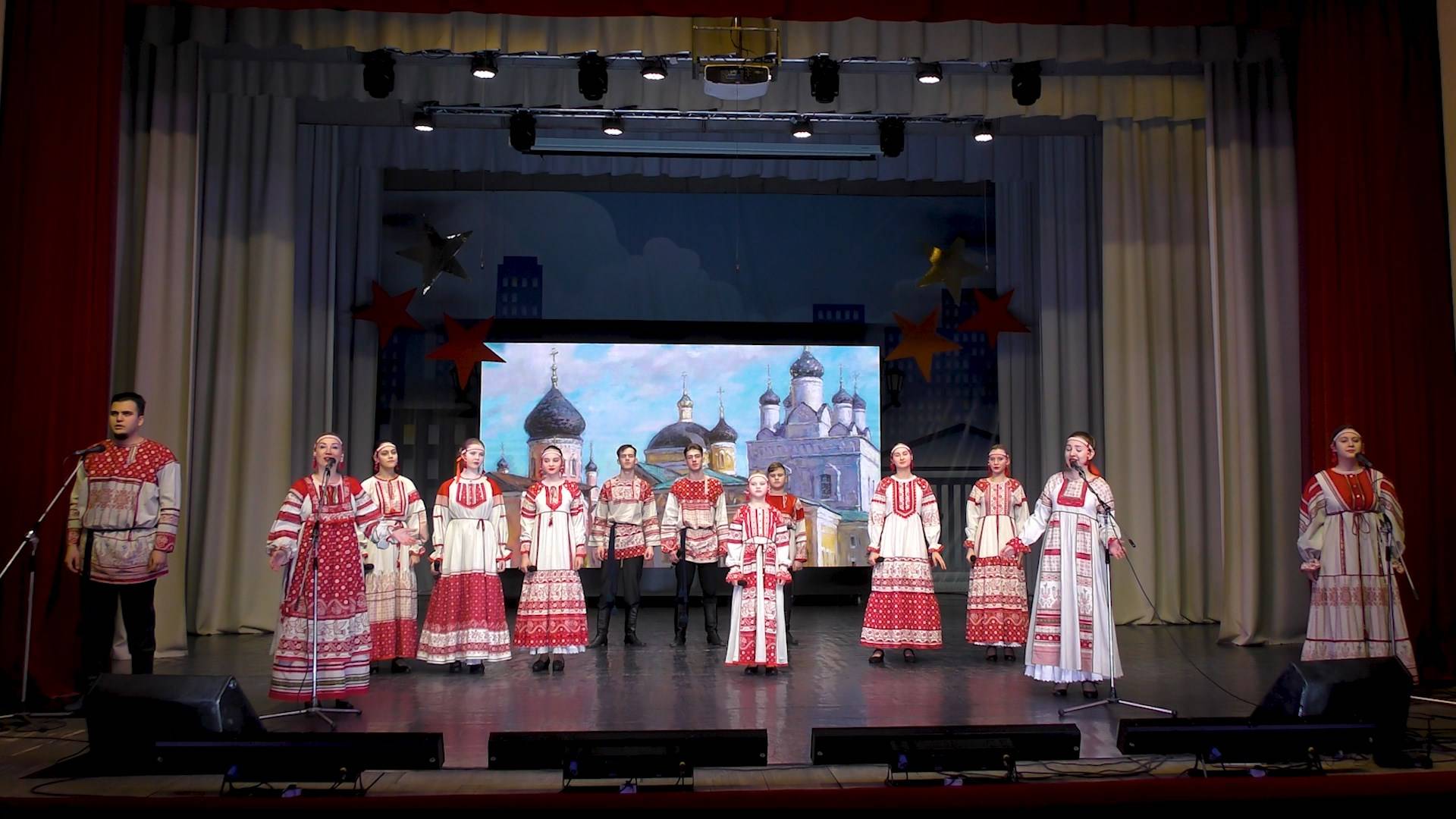 Ансамбль народного танца "Сударушка" . "Русь"