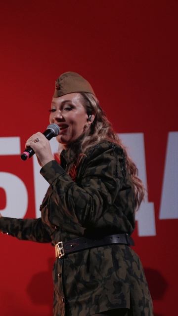 Наталия Иванова – Тучи в голубом