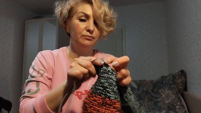 Влог понедельника. Хочу успеть связать шарф до НГ.  При