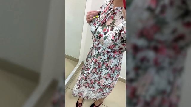 Романтичное платье в цветочек