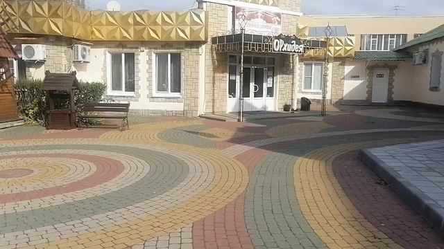 Санаторий им.Цурюпы. Воронежская область. Обзор территории возле танцевального зала, кафе-бар.