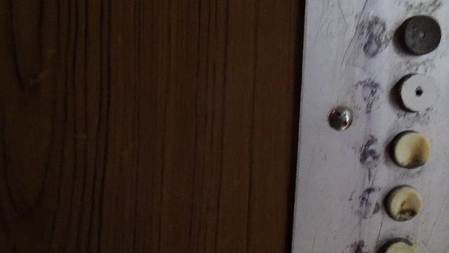 3 лифта КМЗ и 1 пассаж. КМЗ-(модер. OTIS) @ г. Москва, ул. Академика Капицы, д. 26к1-1 (2111)