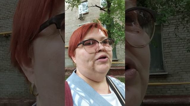 Поехала красотка погулять😁