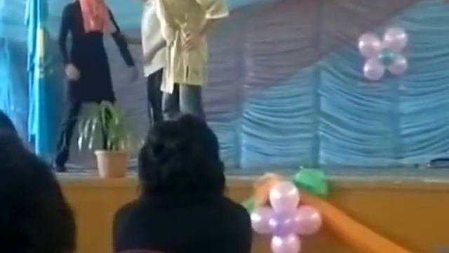 Осенний балл Казахстан город Актау №24 средняя школа.mp4