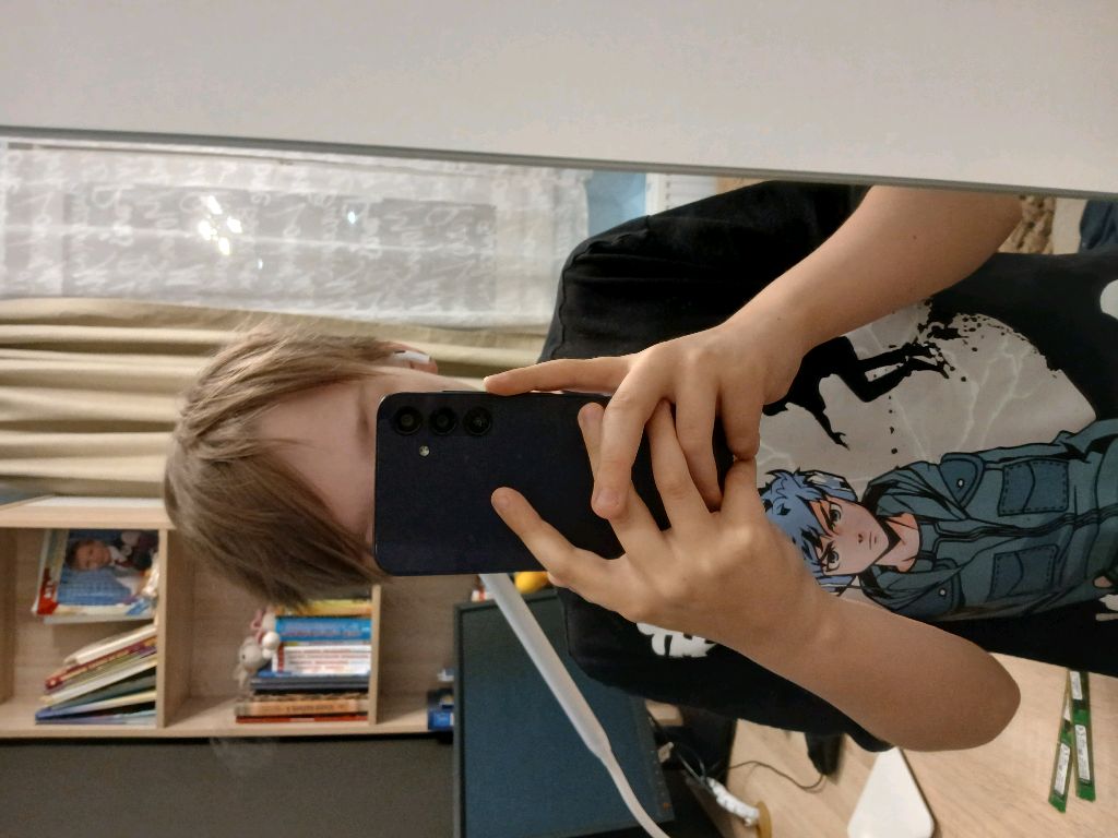 играю в роблокс ????🤔🤔🤔🤔