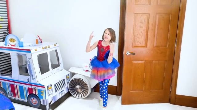 Miss Katy • Мисс Кейт - Катя собирается на вечеринку