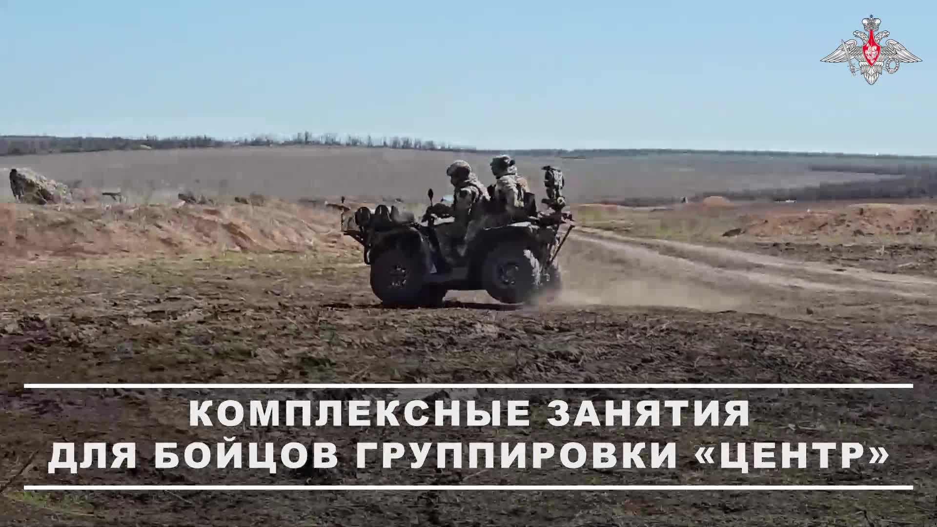 🏍 Военнослужащие танкового полка 90-й гвардейской танковой дивизии группировки войск «Центр» сов...