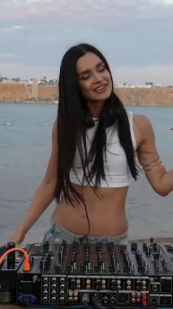 Видео WhatsApp 2025-05-17 в 15.30.34_83c56324