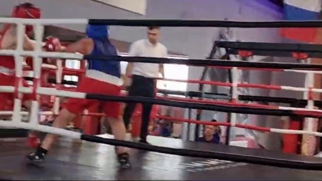 Мой первый Эдит#boxing#майктайсон#Бокс#соревнования#iron#edi