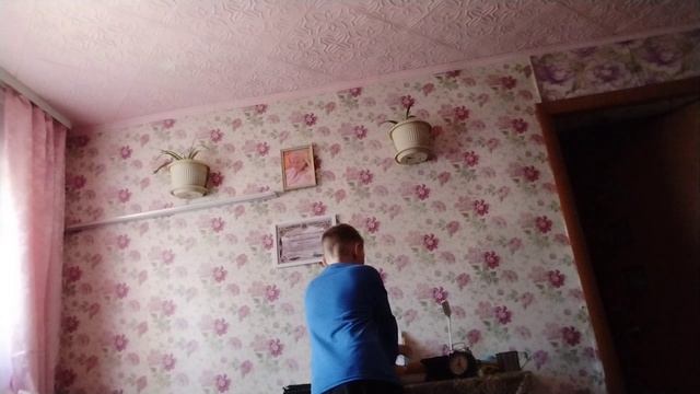 ПОЛУЧИЛ ДВА | сериал СЕМЬЯ И ИХ СЫНОК _ 4 серия
