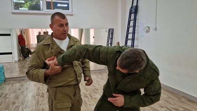 Аркадий Кадочников - Работа против ножа