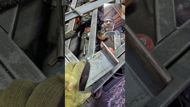 Изготовление ловушек штанги для силовой рамы.