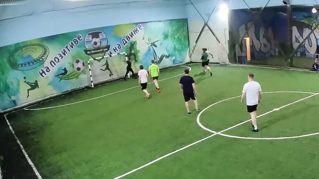 УДИВИТЕЛЬНО, КАК ЗДЕСЬ ВООБЩЕ МОЖНО ИГРАТЬ!?