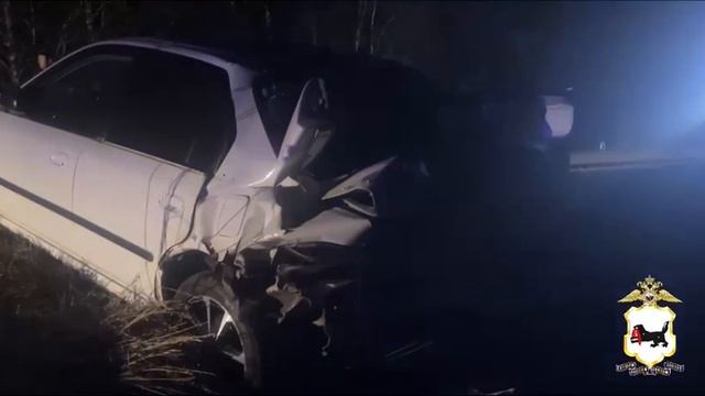 В Ангарске состоялись нелегальные гонки.  Одну машину унесло в толпу