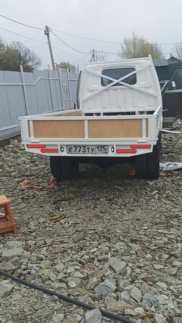 Mazda Bongo, кузов своими руками, бегающие поворотники