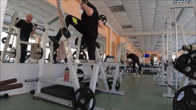 .24 02 2025 г  Штанга + гантели.