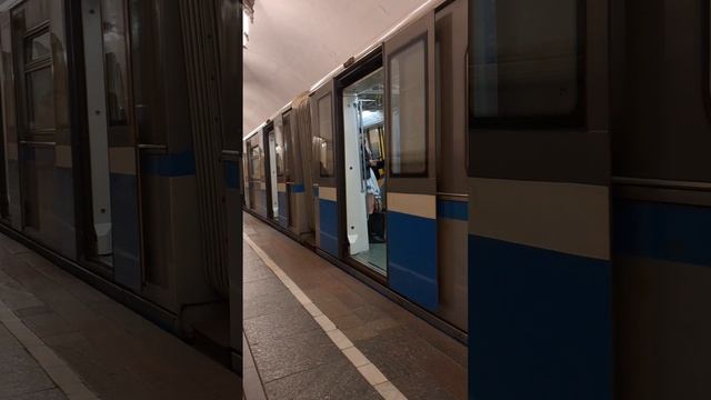 90 лет московскому метро!