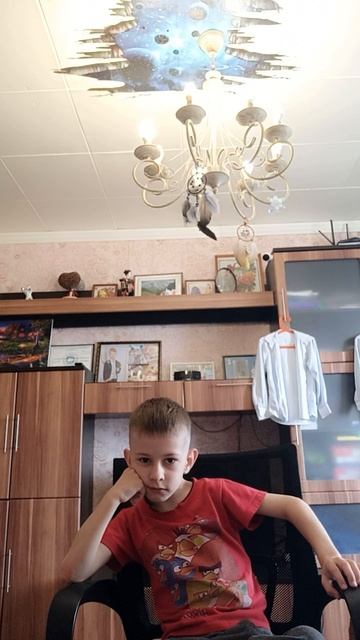 король на троне. 😇