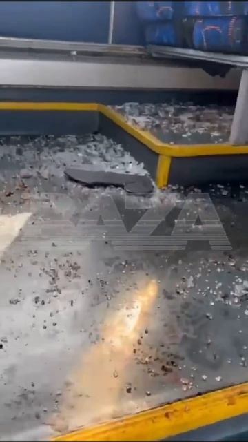 12 человек пострадали в аварии междугороднего автобуса в Подмосковье. Он влетел в фуру.