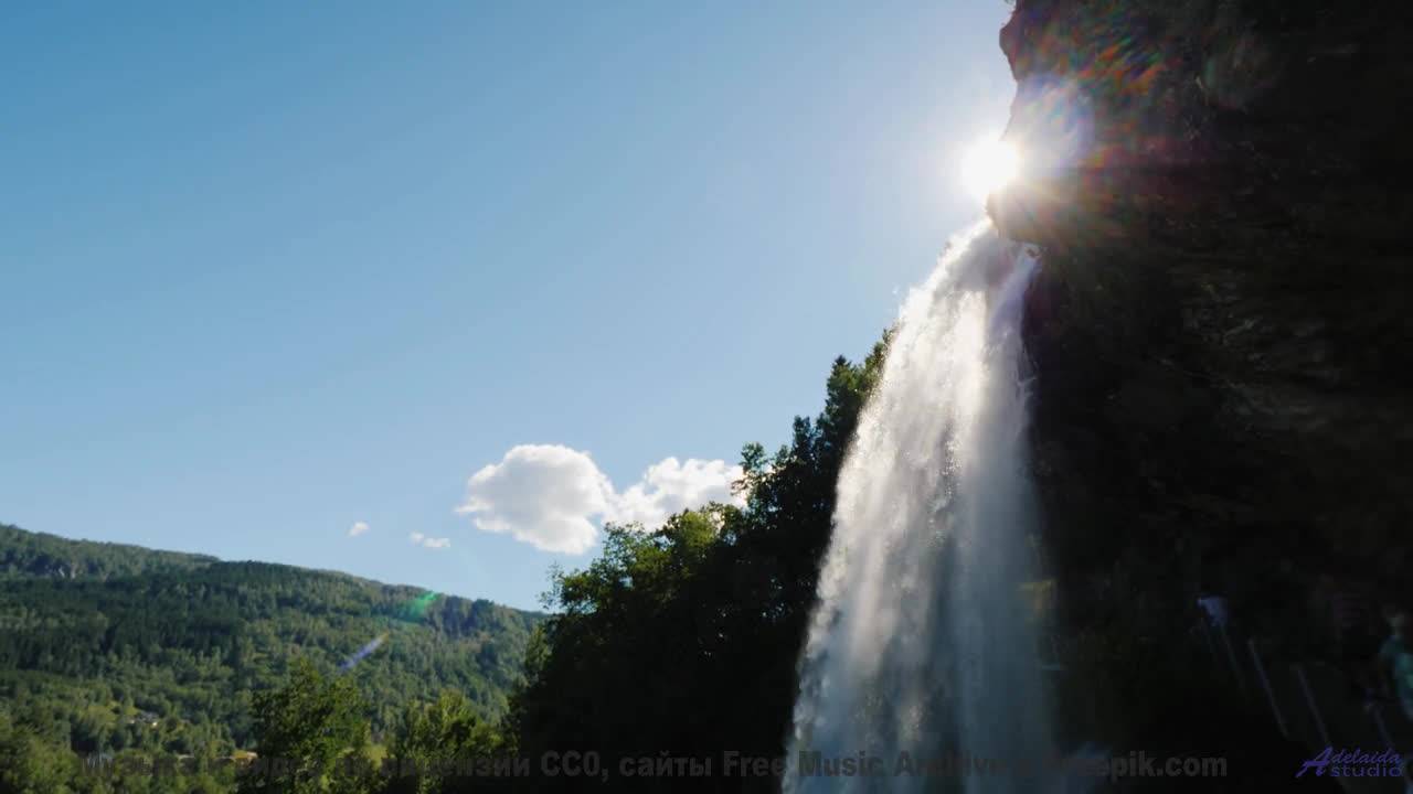 Природа и музыка здесь - сильнейший удар по эмоциям - Lint Catching -- Ranch House -- The Ranch Hous