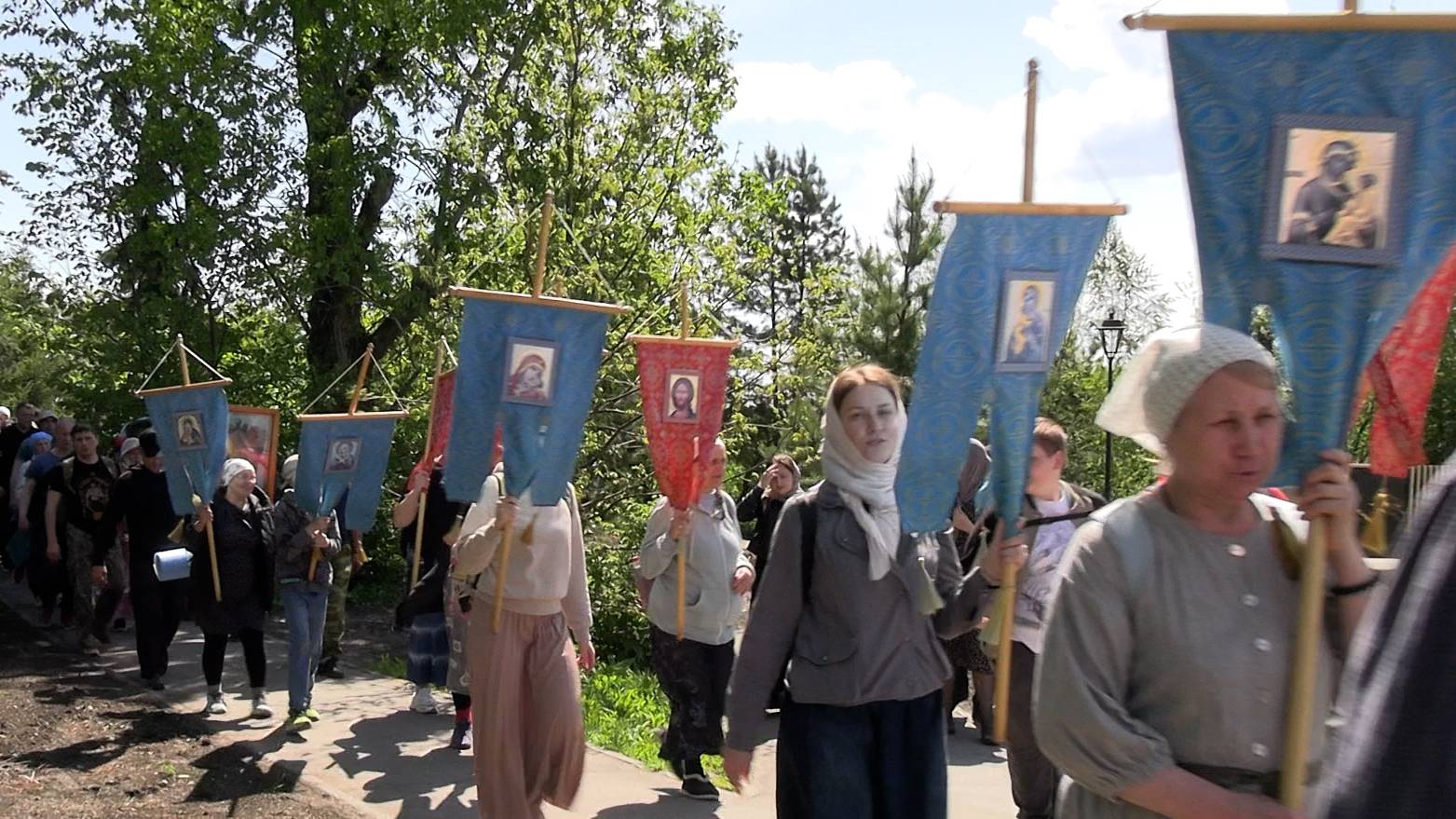 Подвиг во славу Божию: в Симбирской епархии начался Никольский крестный ход