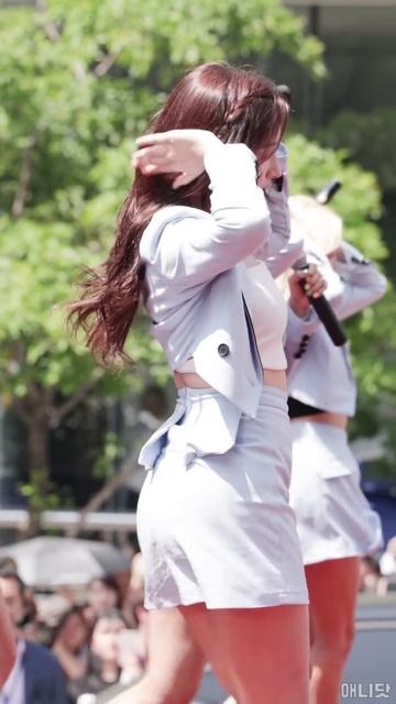 180526 모모랜드 (MOMOLAND)  (1)