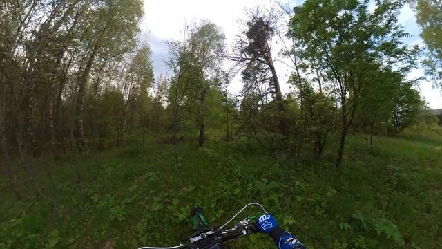бобровая плотина и дальше через брод на эндуро