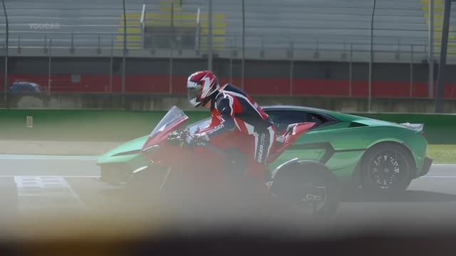 Lamborghini Temerario VS Ducati Panigale V4