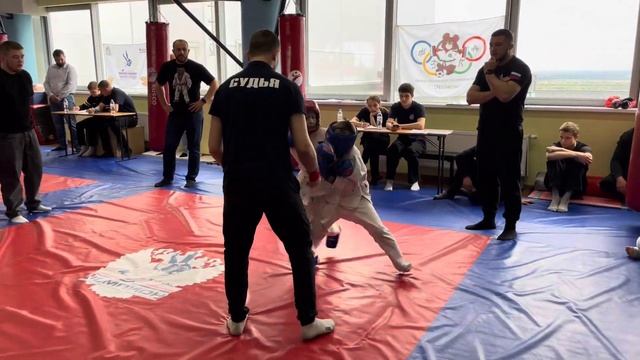 Бой 2 Евдокимов Дмитрий шлем красный