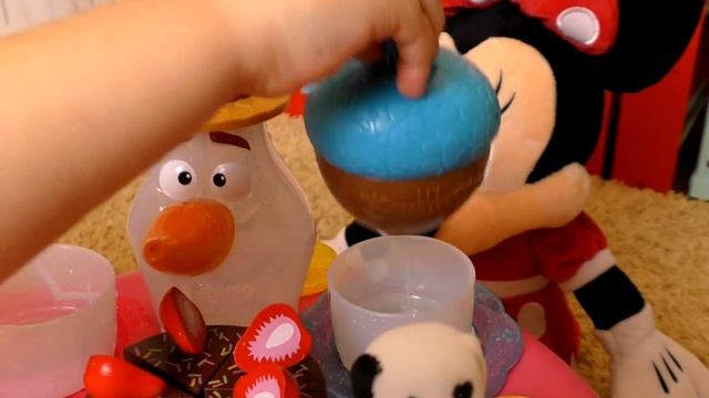 Диана и Рома Диана играет в ЧАЙНУЮ ВЕЧЕРИНКУ с Минни Маус и Свинкой Пеппой
