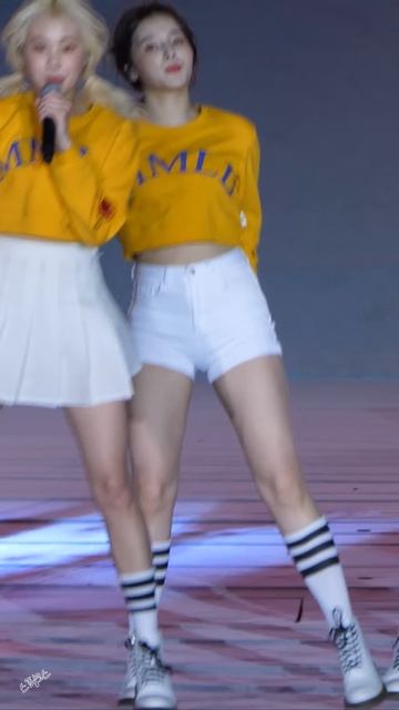 180427 모모랜드, 낸시 (7)