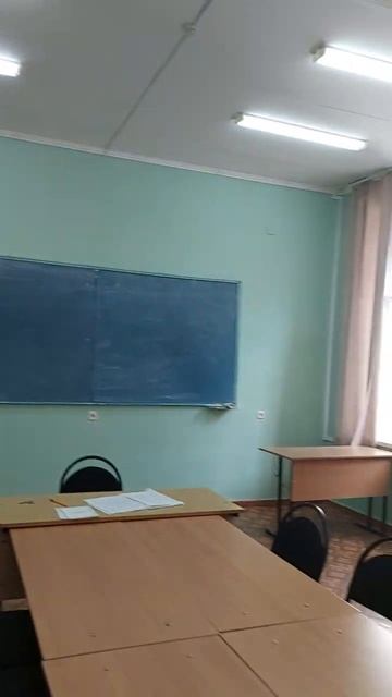 Доска не тронута мелом ...#осень2022 #красота #образовани?